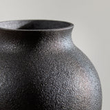 3-black-olpe-vase